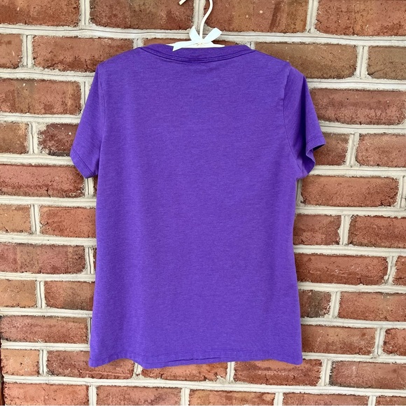 Ladies Baltimore Ravens vneck Tshirt. XL - Picture 6 of 7